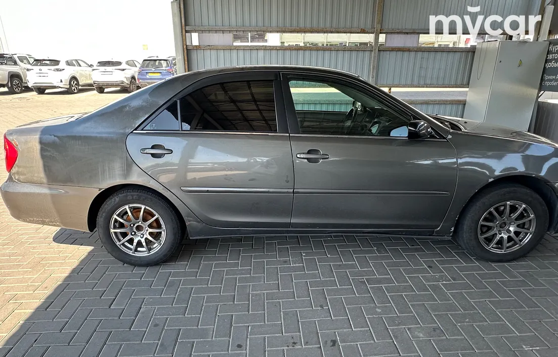 Toyota Camry 2003