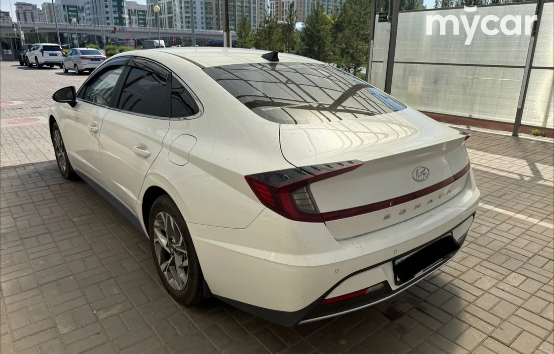 Hyundai Sonata 2022