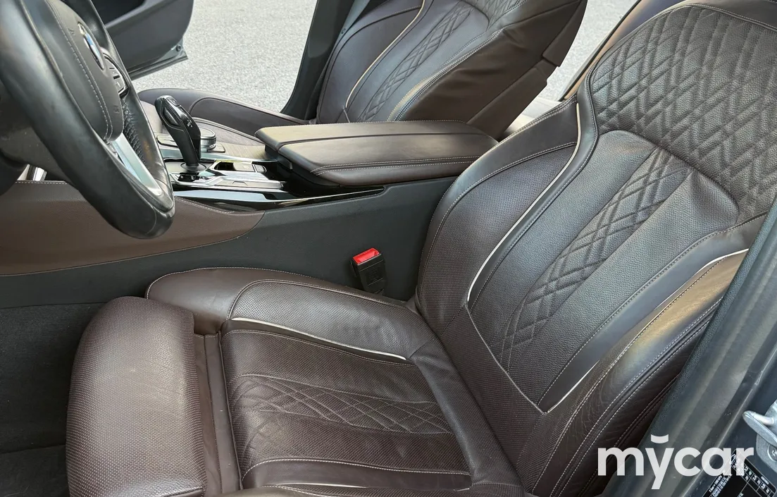 BMW 5 серия 2017