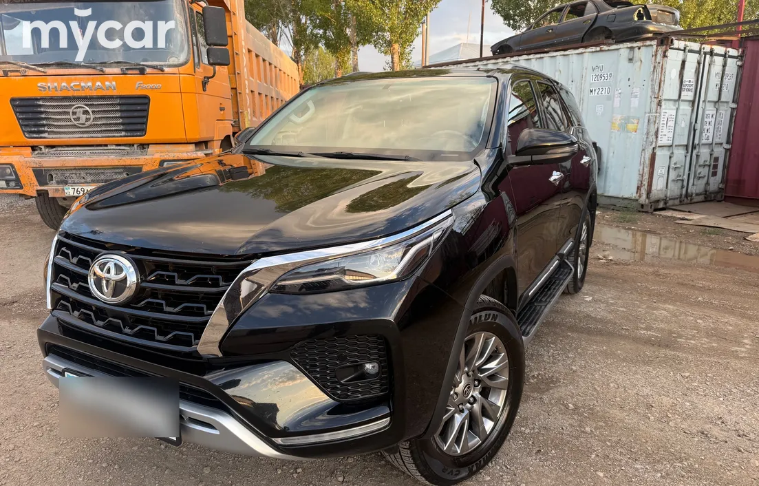 Toyota Fortuner 2022