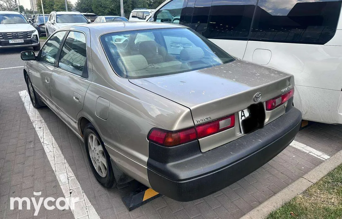 Toyota Camry 1998