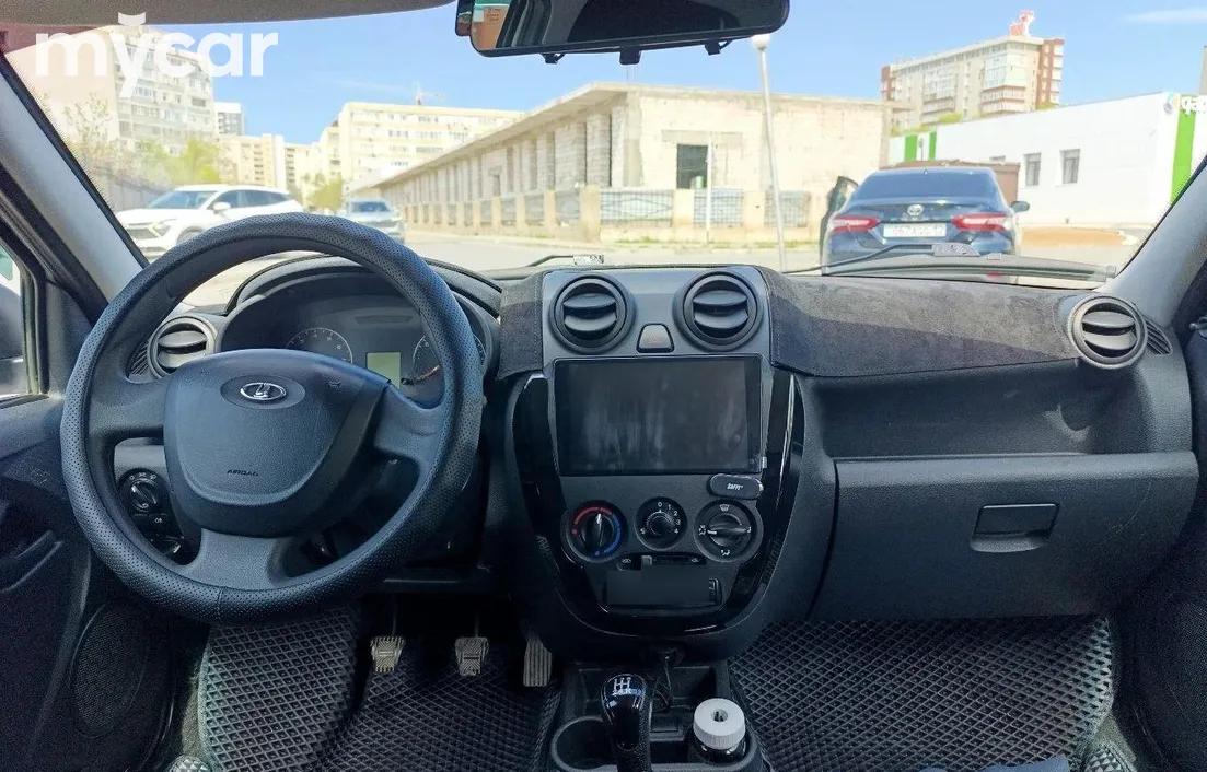 LADA Granta 2017