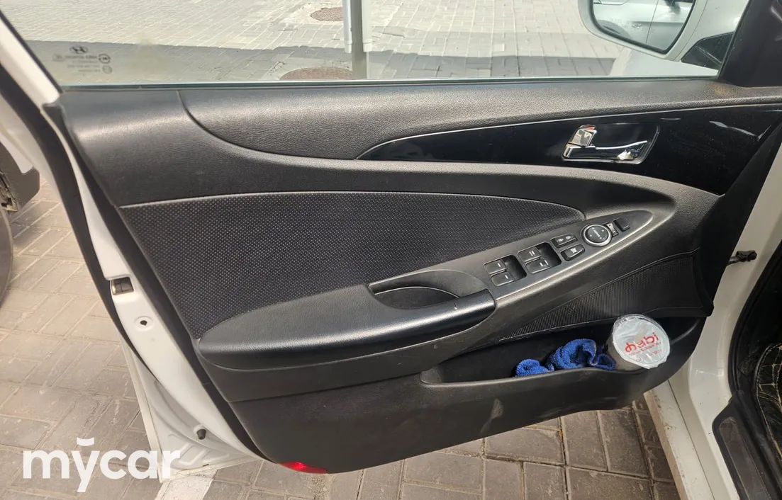 Hyundai Sonata 2012