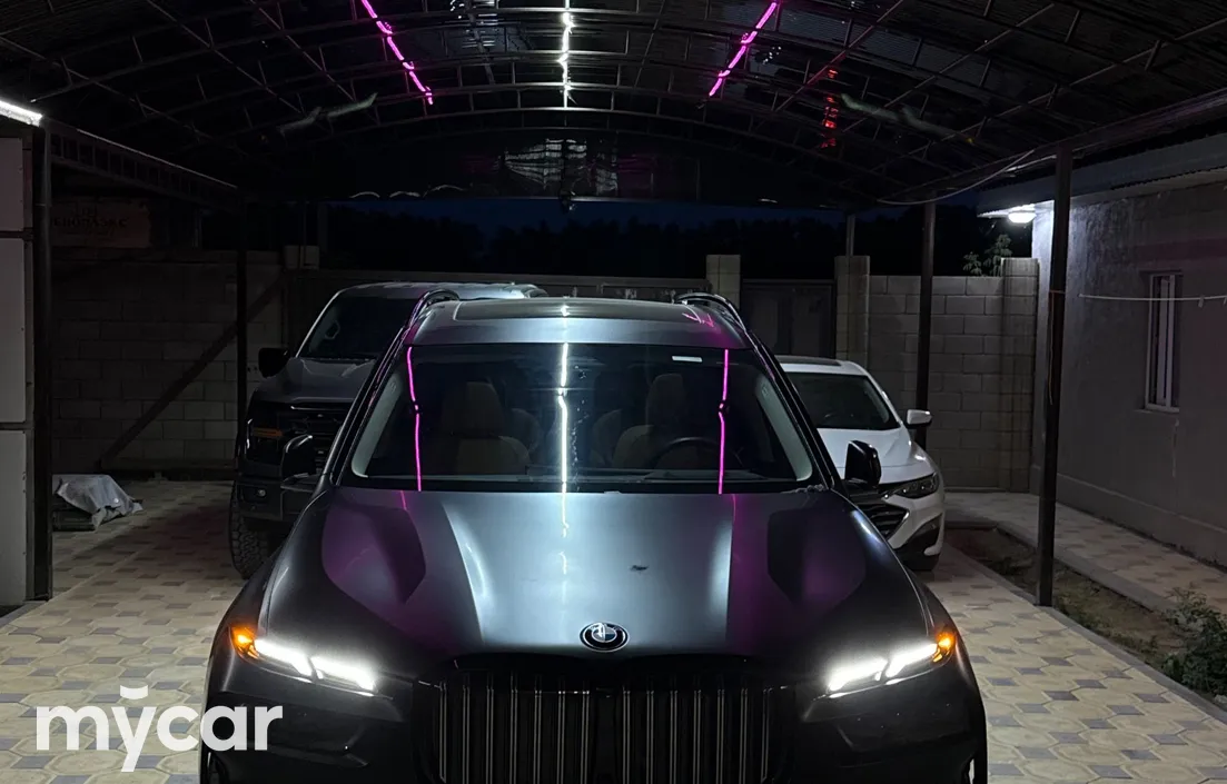 BMW X7 2024