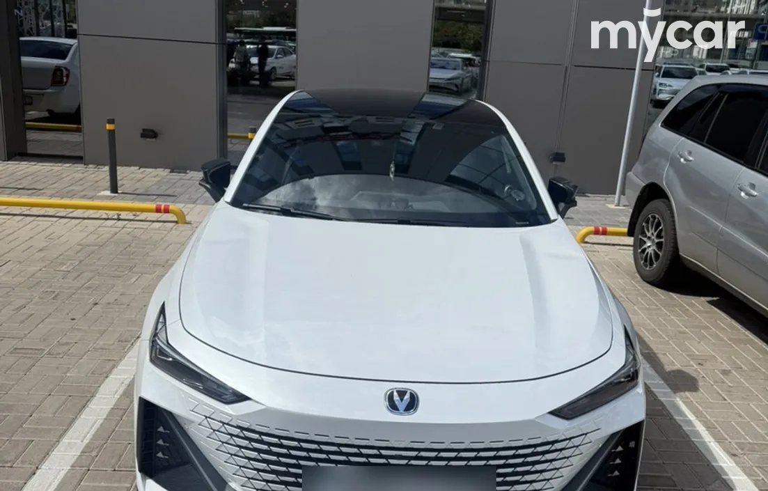 Changan UNI-V 2024