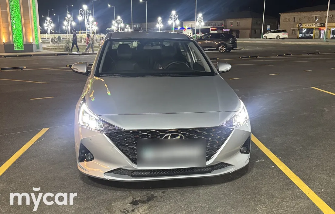 Hyundai Accent 2021