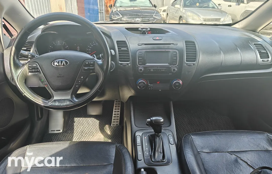 Kia Cerato 2013