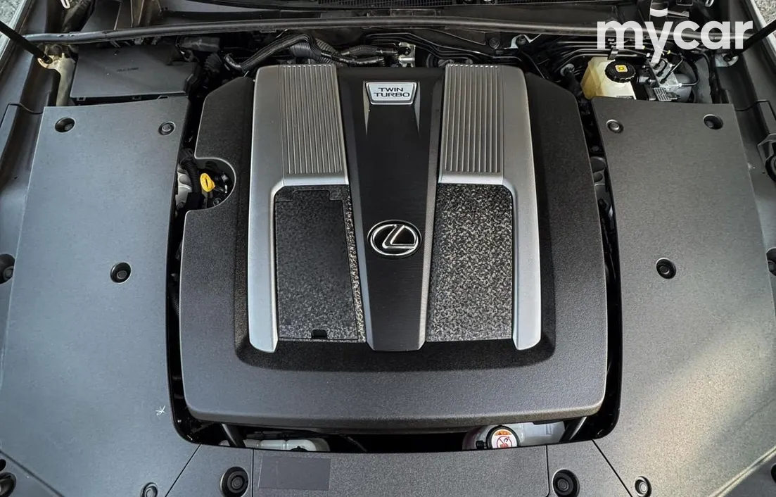 Lexus LS 2020