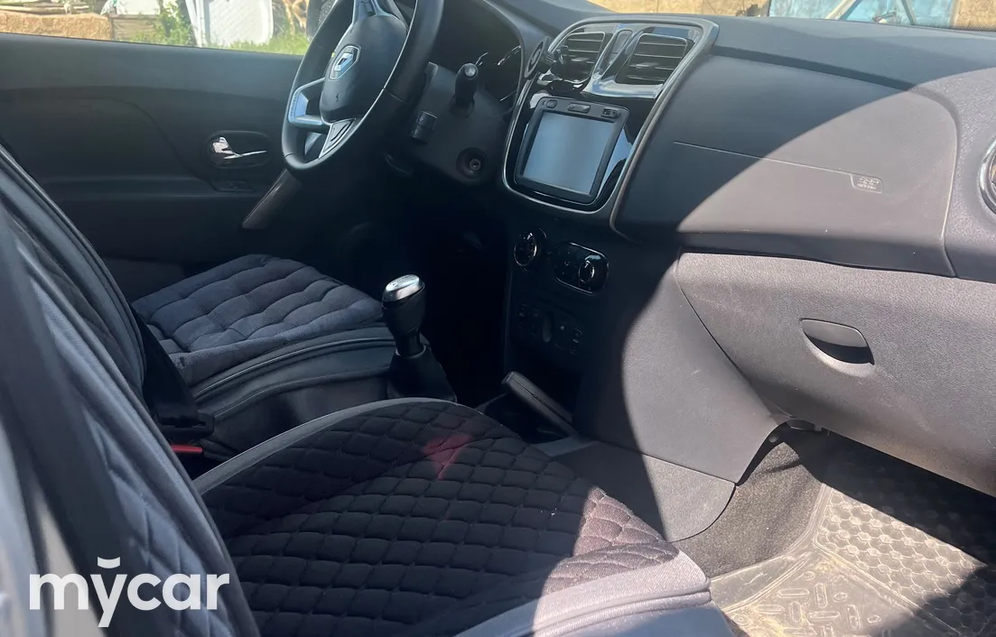 Renault Sandero 2021
