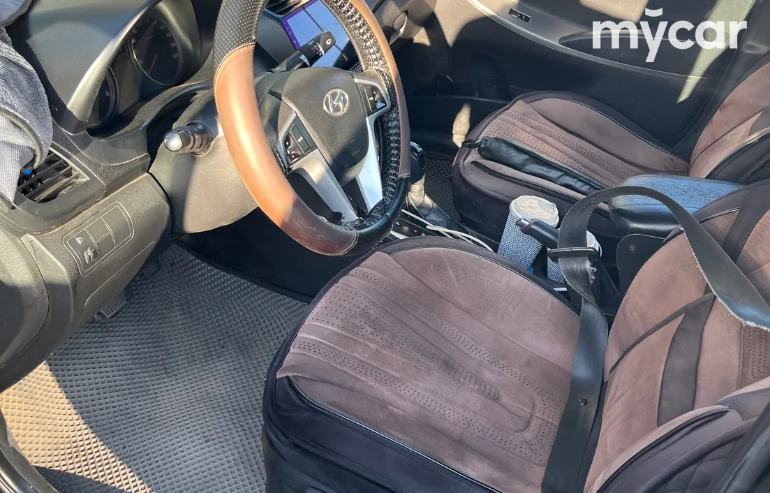 Hyundai Accent 2014