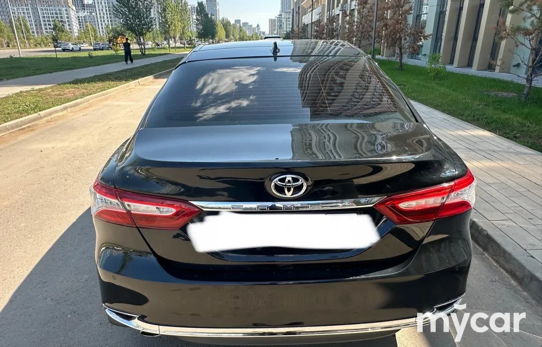 Toyota Camry 2023