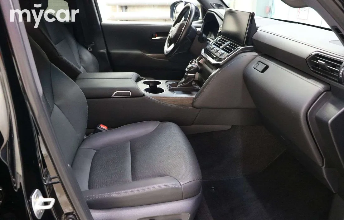 Toyota Land Cruiser 2024