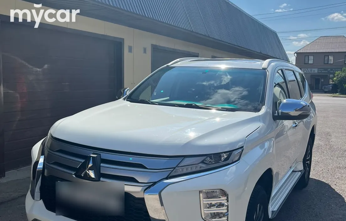 Mitsubishi Montero Sport 2023