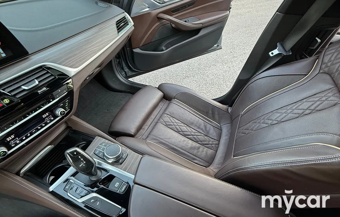 BMW 5 серия 2017