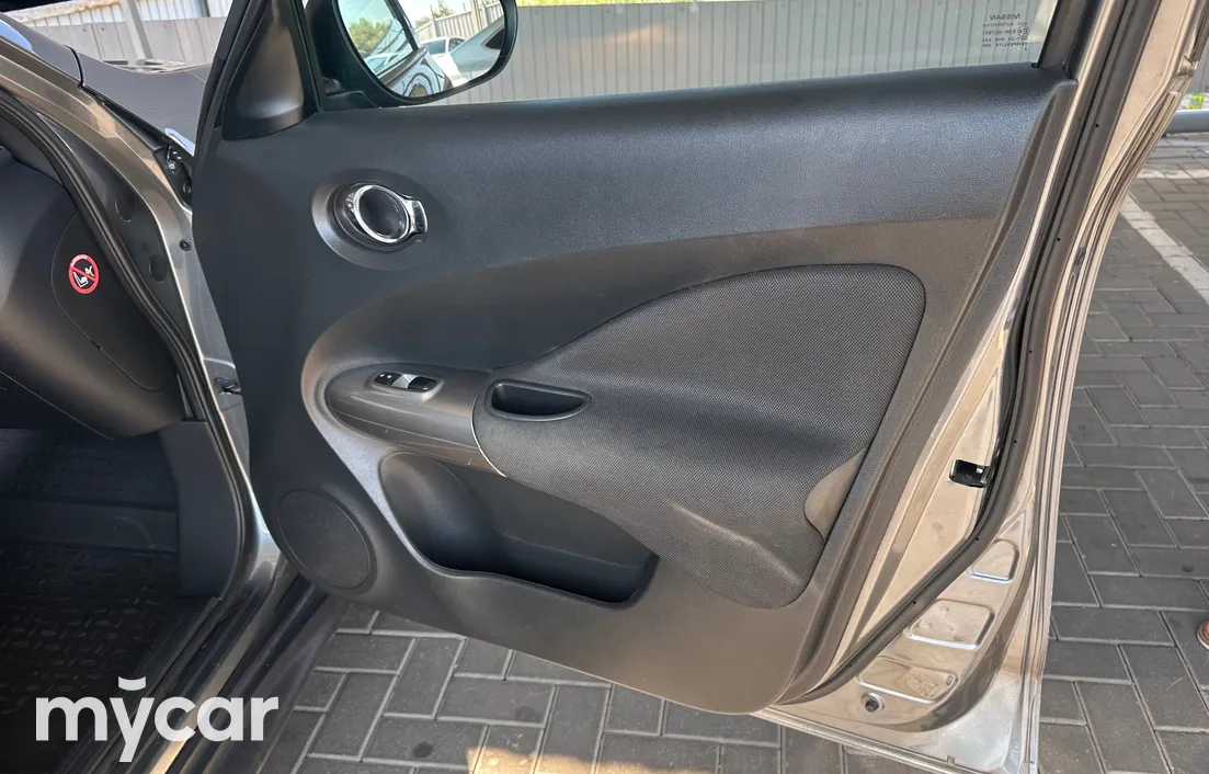 Nissan Juke 2012