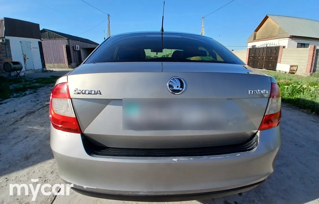 Skoda Rapid 2014