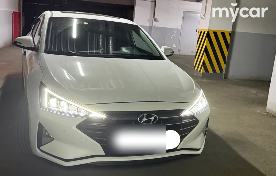 Hyundai Elantra 2019