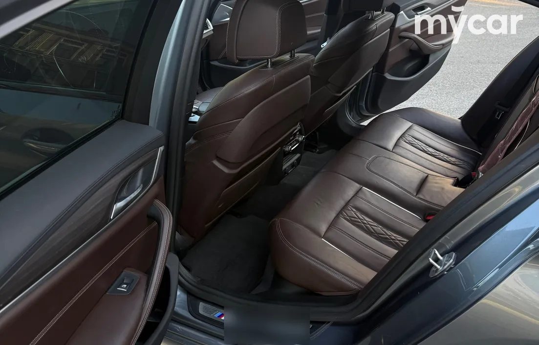 BMW 5 серия 2017