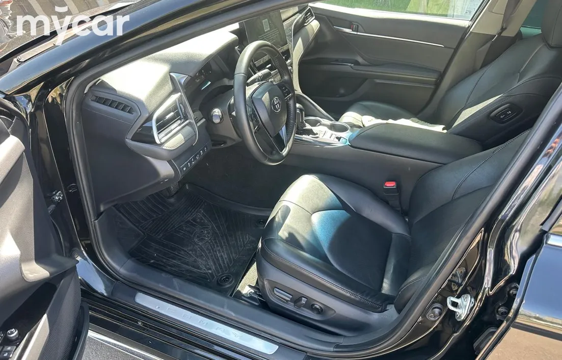 Toyota Camry 2023