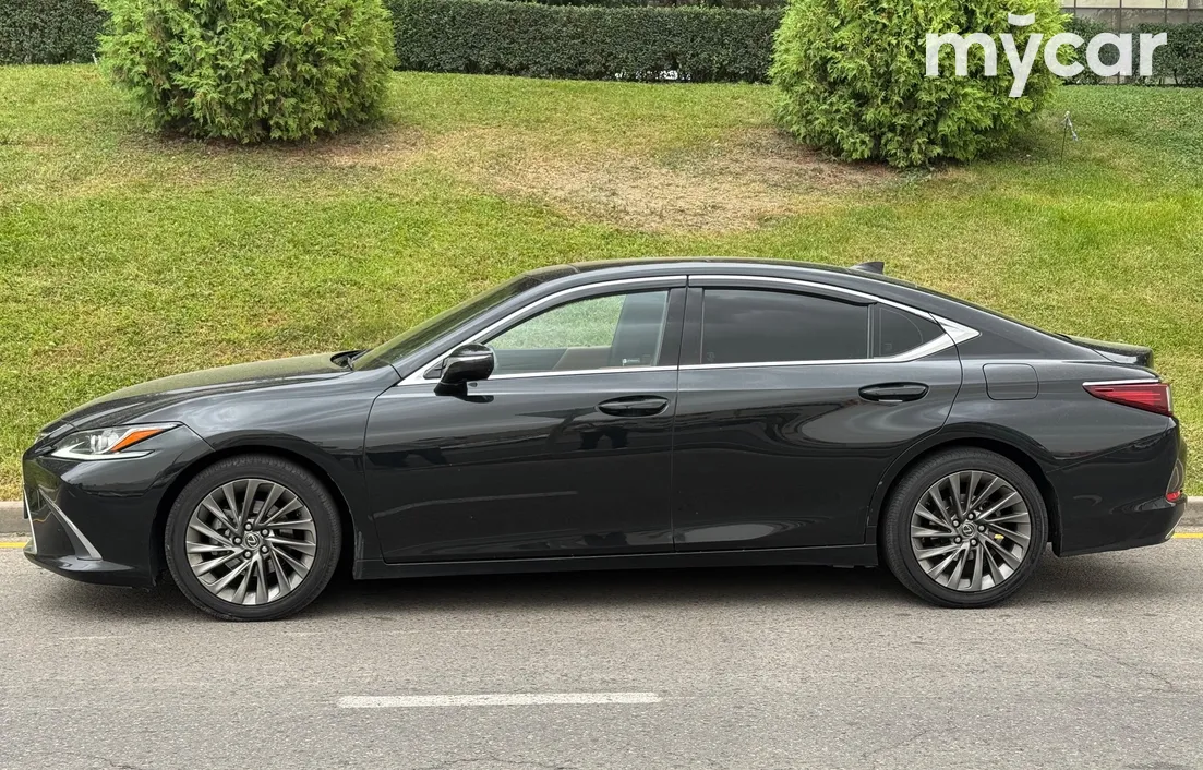 Lexus ES 2018