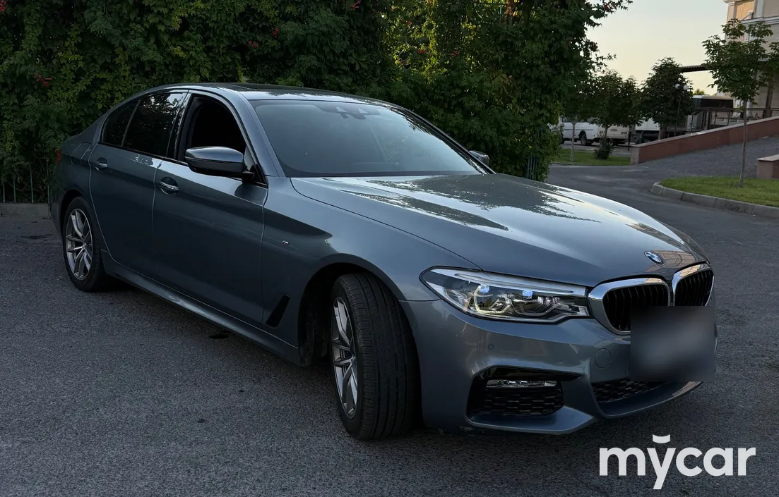 BMW 5 серия 2017