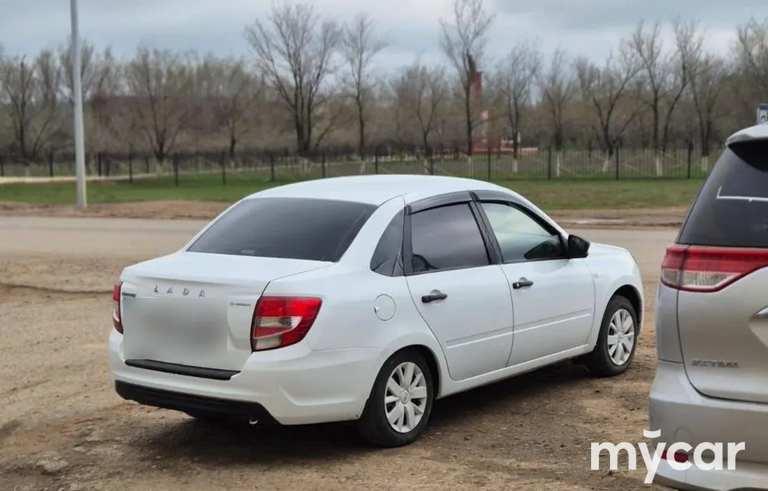 LADA Granta 2019