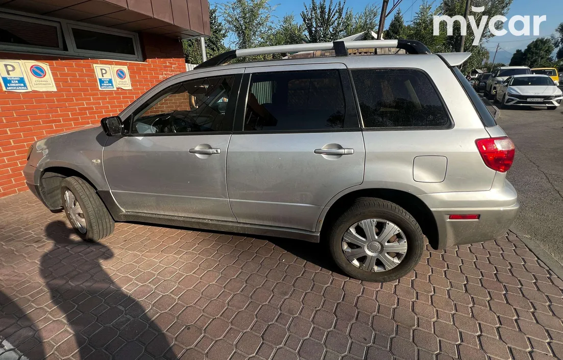 Mitsubishi Outlander 2005