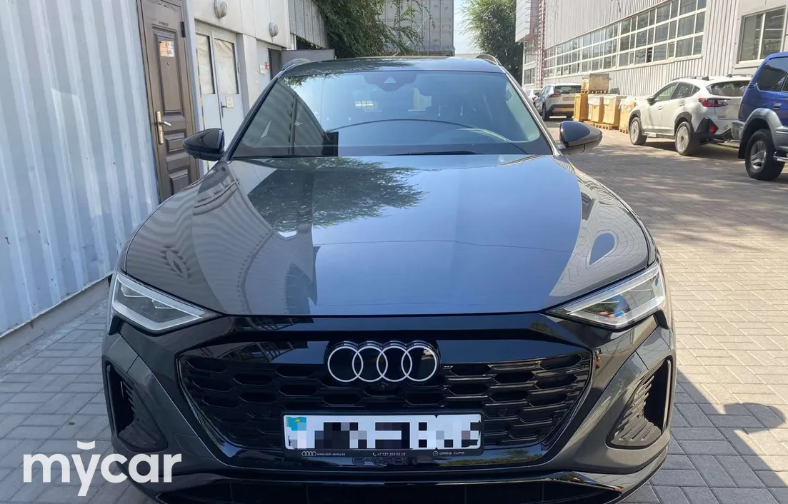 Audi Q8 e-tron 2023