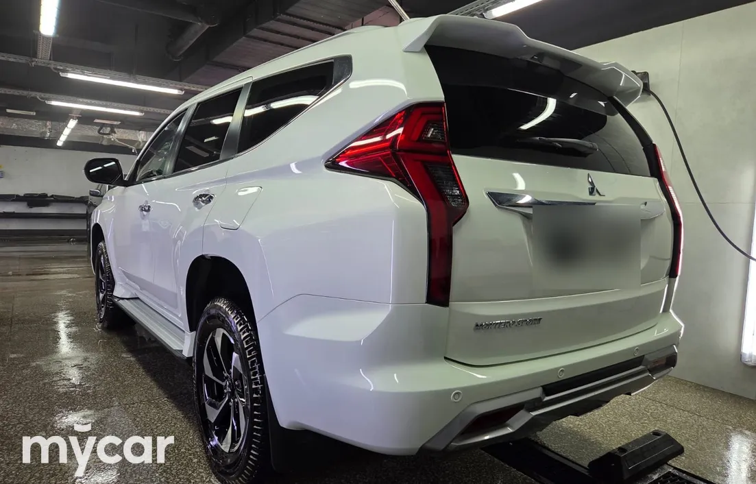 Mitsubishi Montero Sport 2025