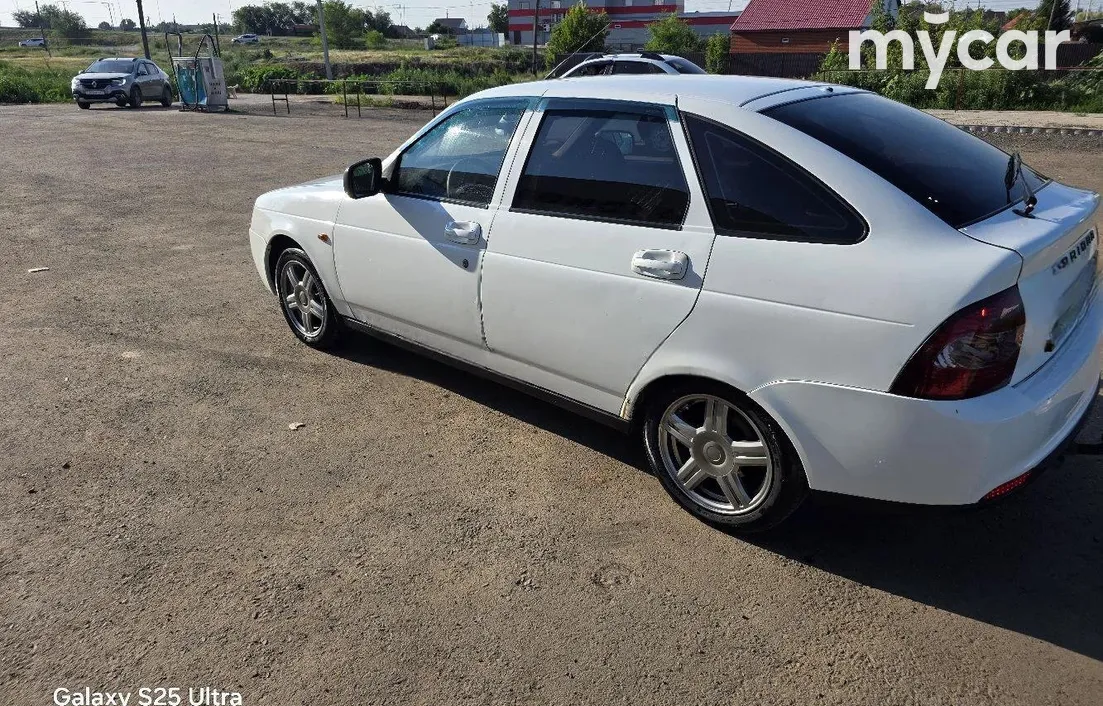 LADA Priora 2013