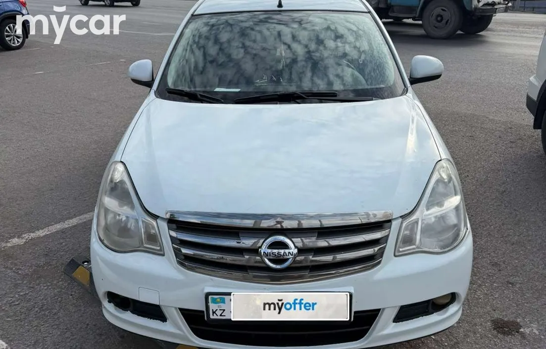 Nissan Almera 2014