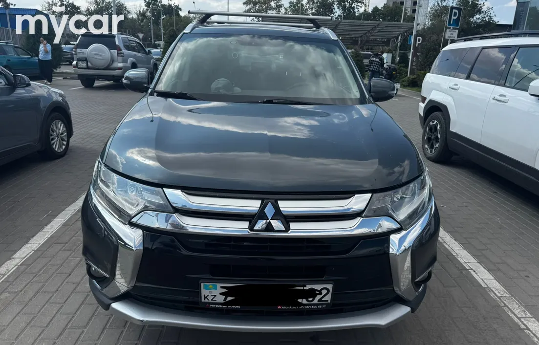 Mitsubishi Outlander 2015