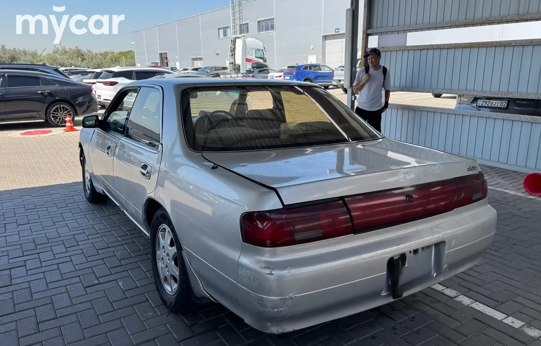 Nissan Laurel 1995