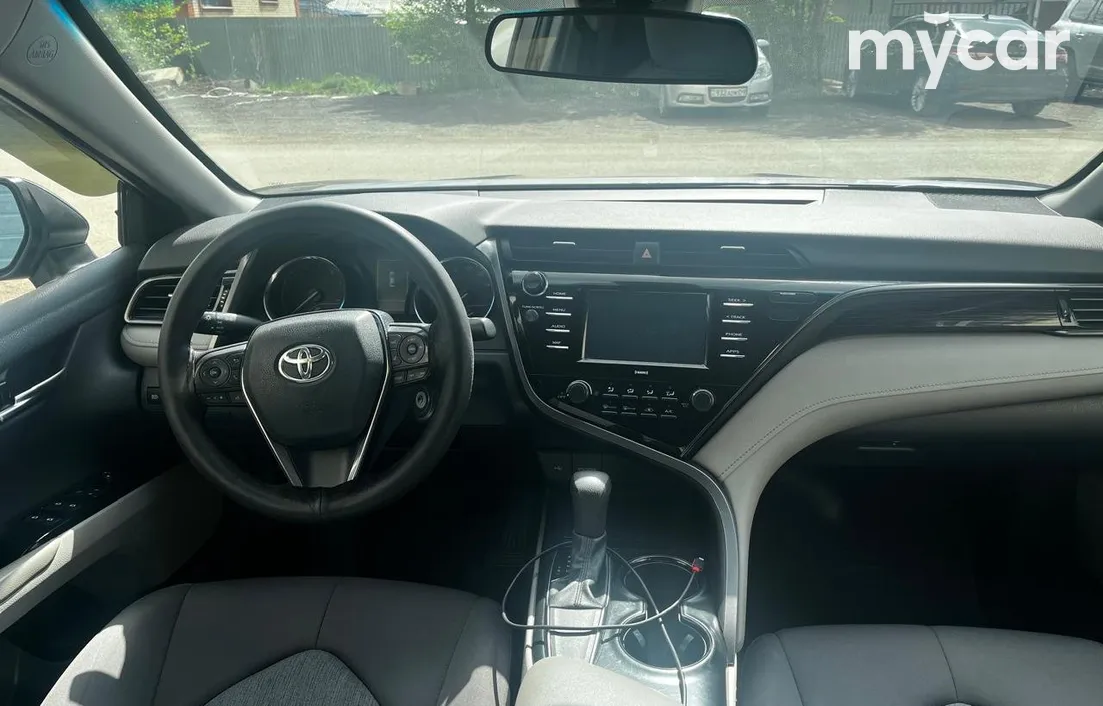 Toyota Camry 2020