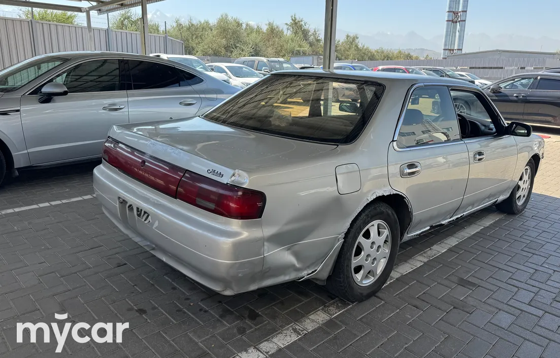 Nissan Laurel 1995