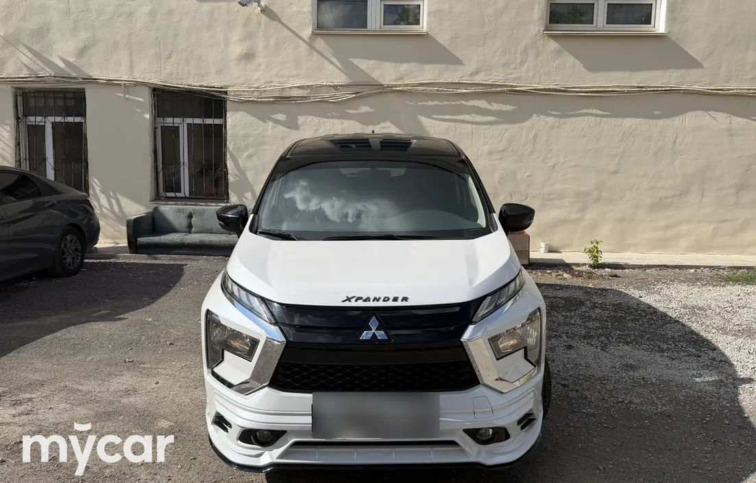 Mitsubishi XPANDER 2023