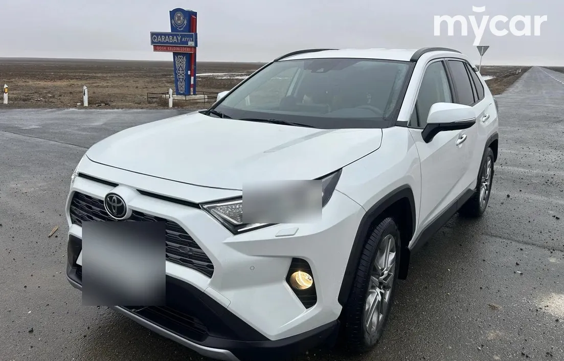 Toyota RAV4 2021