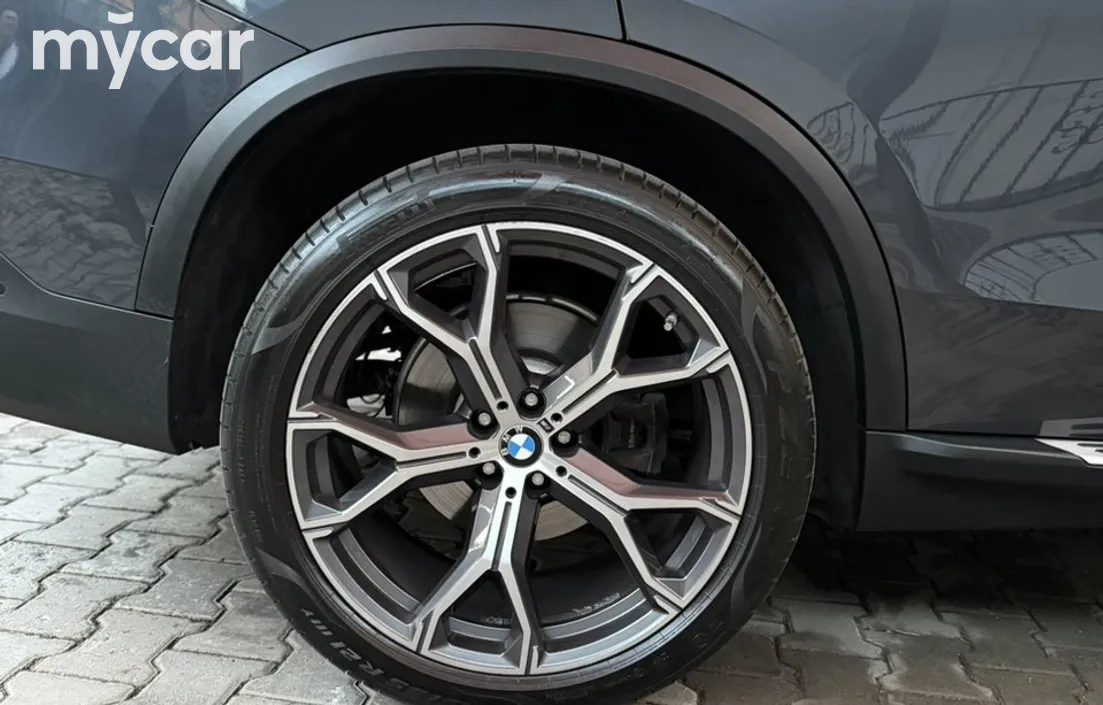BMW X5 2019