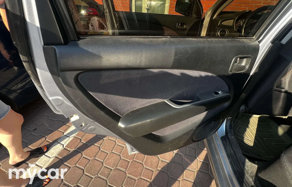 Mitsubishi Outlander 2005