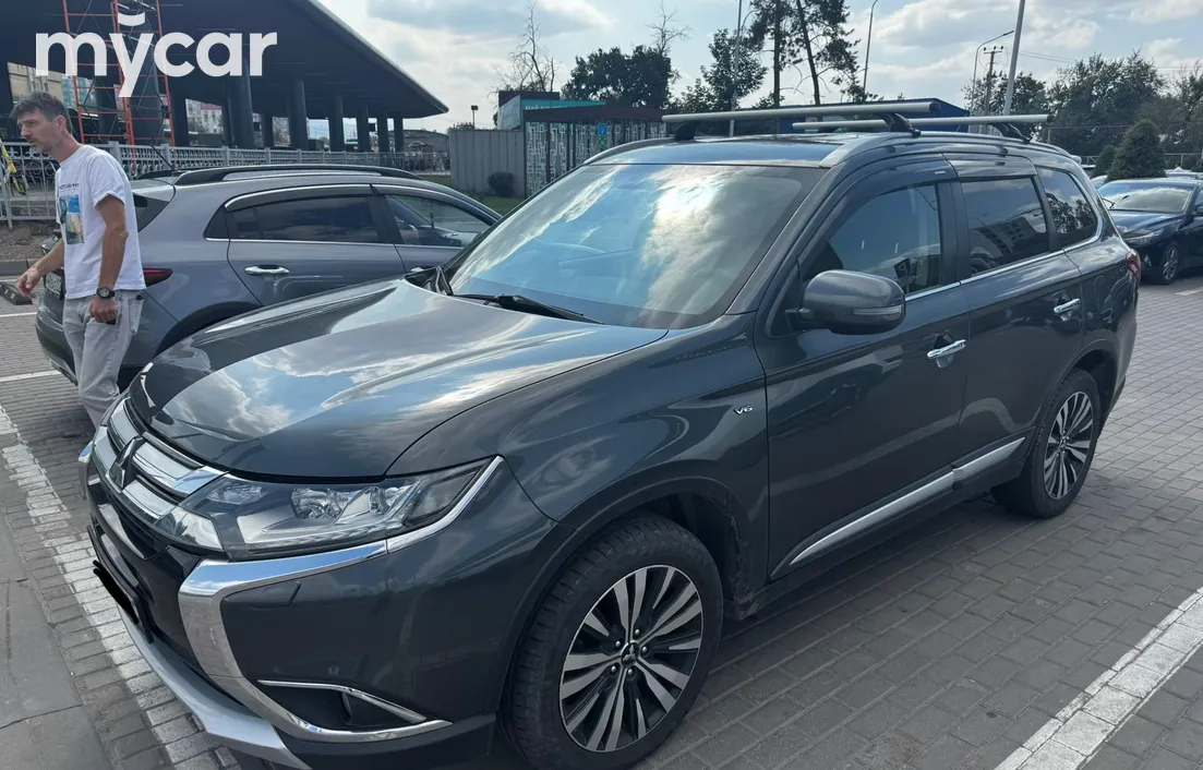Mitsubishi Outlander 2015