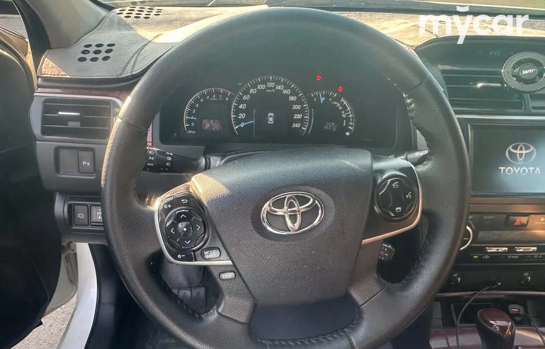 Toyota Camry 2014