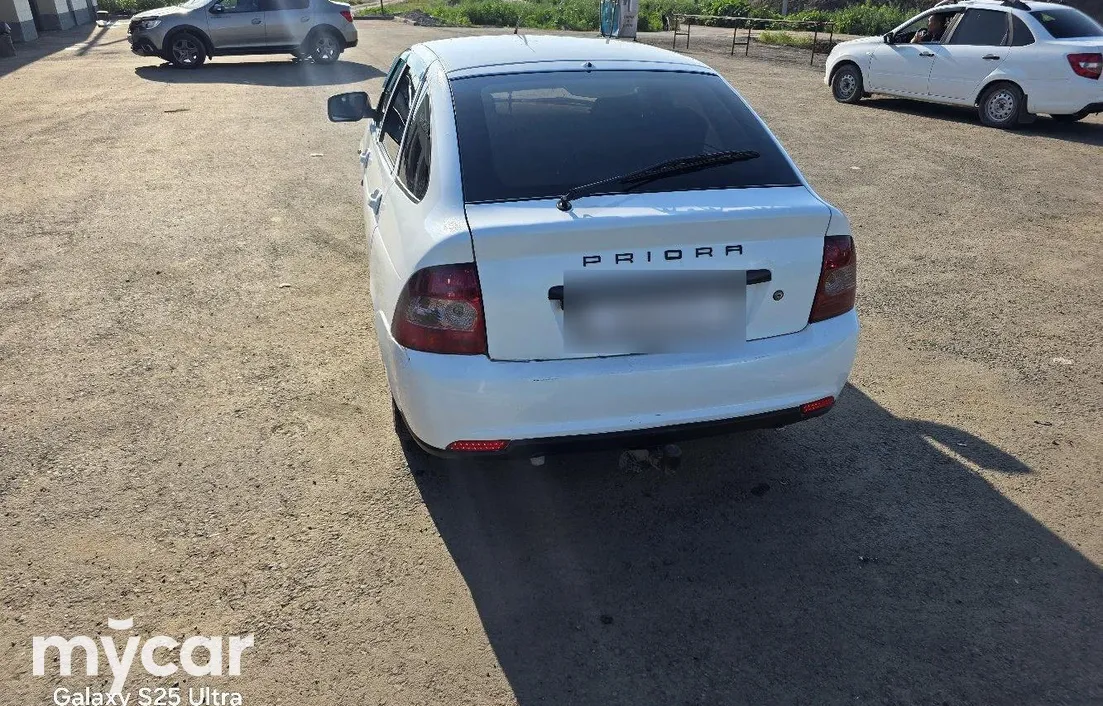 LADA Priora 2013