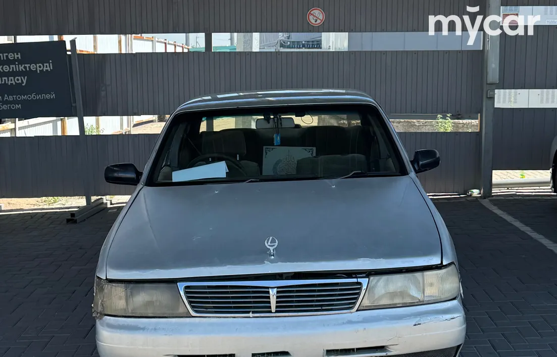 Nissan Laurel 1995