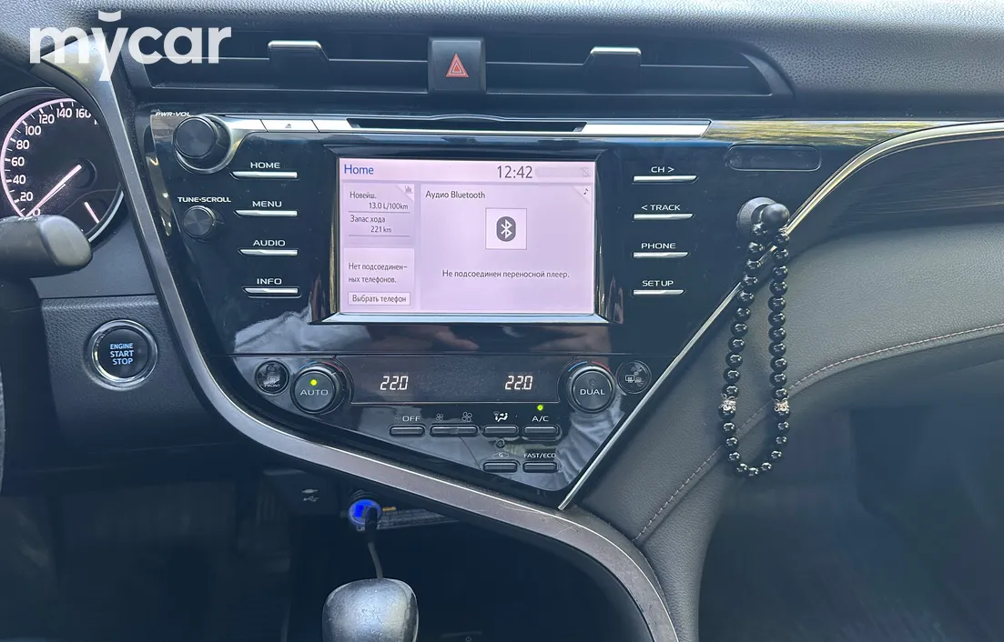 Toyota Camry 2019