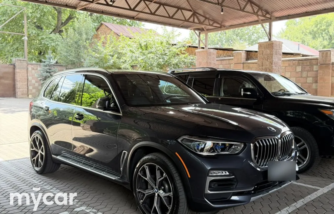 BMW X5 2019
