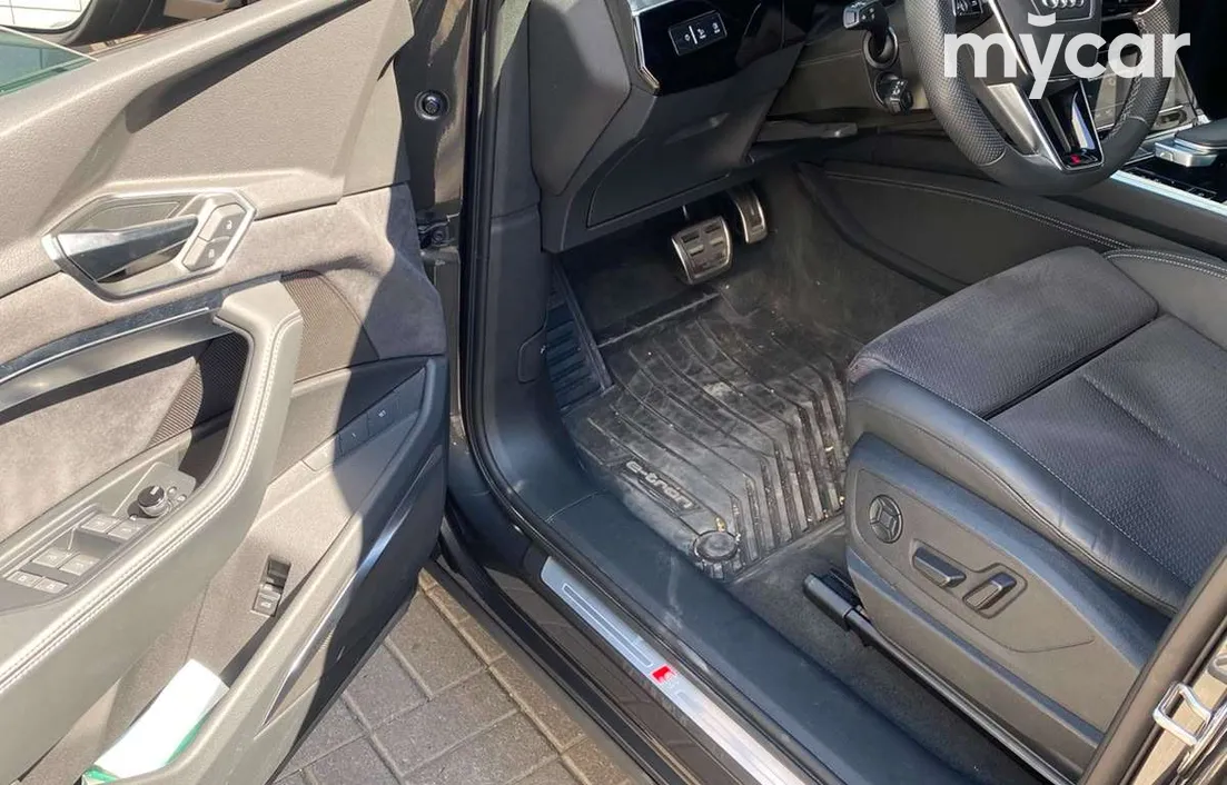Audi Q8 e-tron 2023