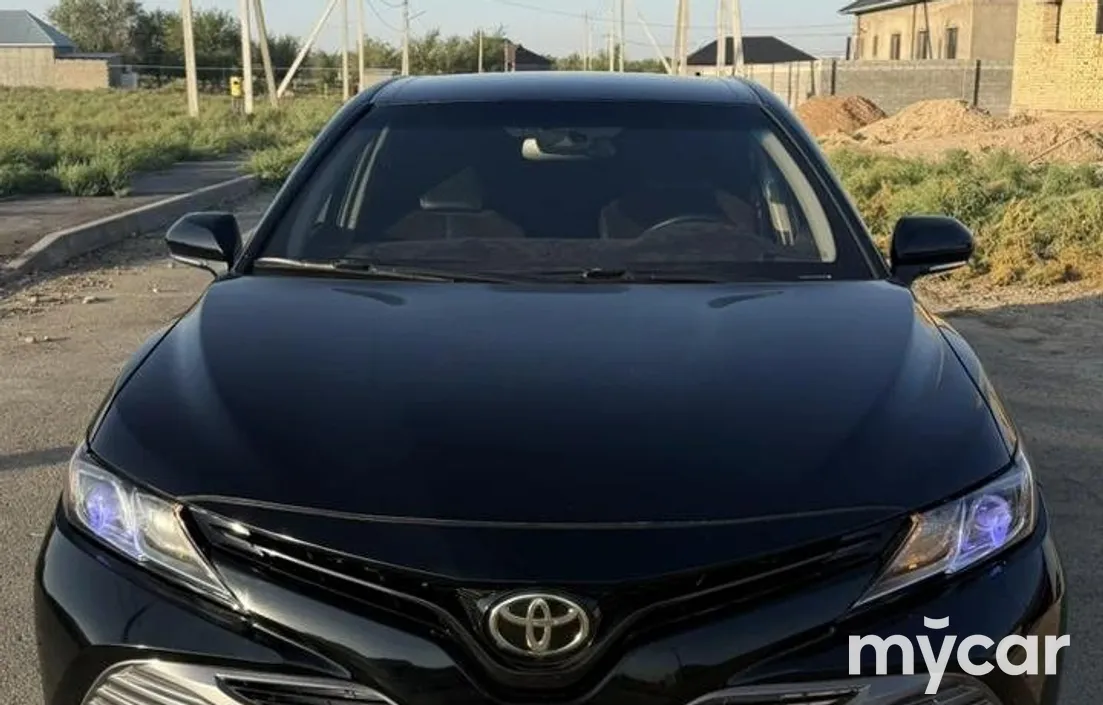 Toyota Camry 2017