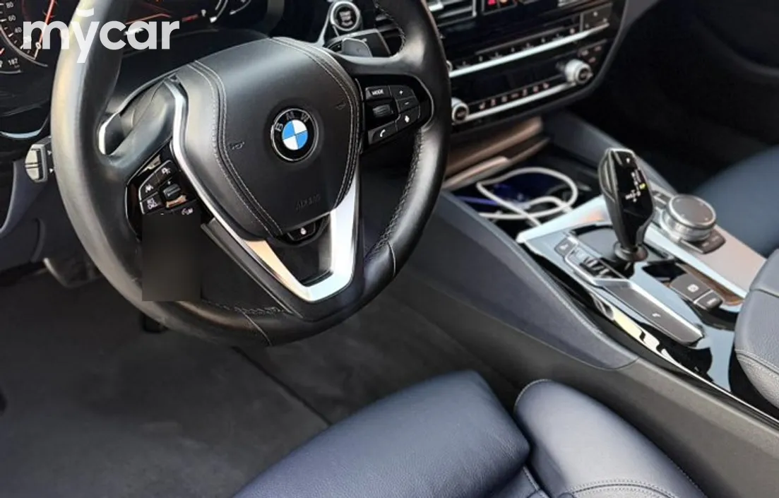 BMW 5 серия 2017
