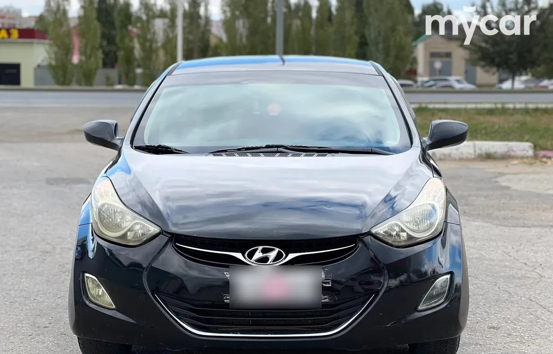 Hyundai Elantra 2013