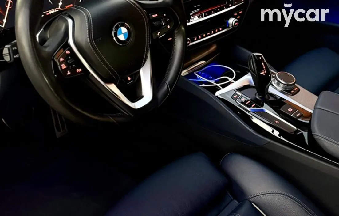 BMW 5 серия 2017